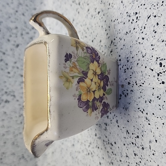 JAMES KENT LTD. LONGTON ENGLAND CREAM/SUGAR/TRAY #4002 'YELLOW & PURPLE VIOLETS' - Picture 3 of 6